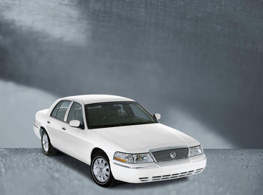  Mercury Grand Marquis 2003 года  (фото 1 из 19)